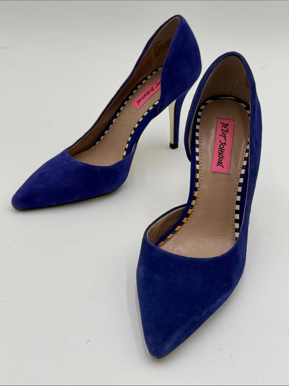 Betsey Johnson sleek pointed
